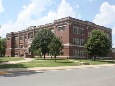 Iola High School